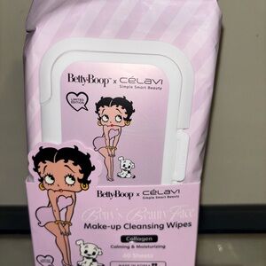 Betty Boop x Célavi Pink Make-up Cleansing Wipes